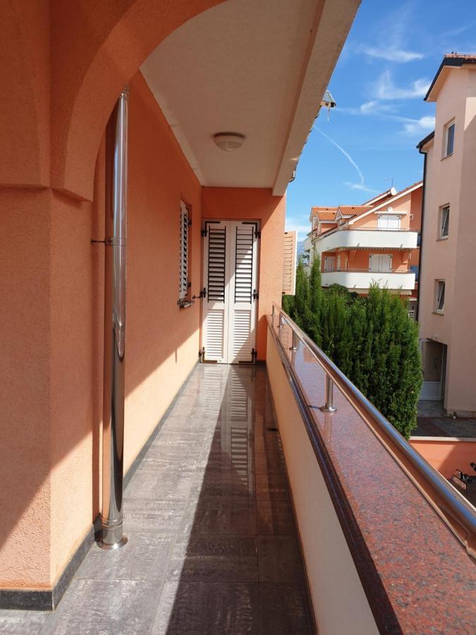 Sunrise Apartament *